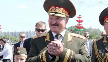 Лукашенко сделал своего сына Виктора и Карпенкова генерал-майорами