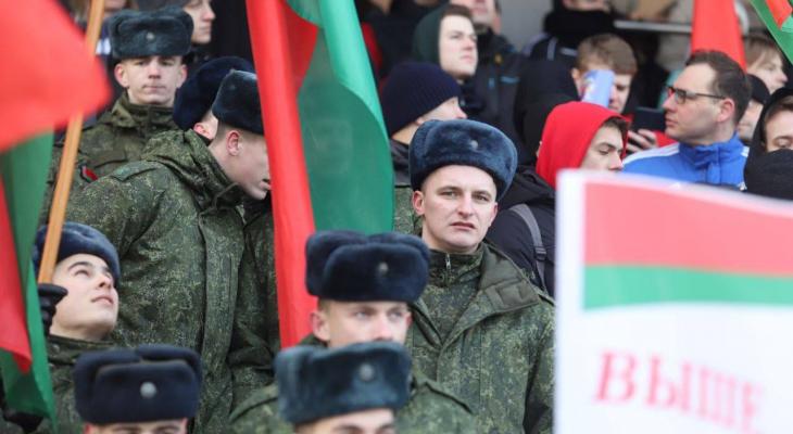 «Не желают воевать на стороне ВС РФ» — В Украине заявили о неготовности белорусских военных ко вторжению. В Минобороны РБ ответили